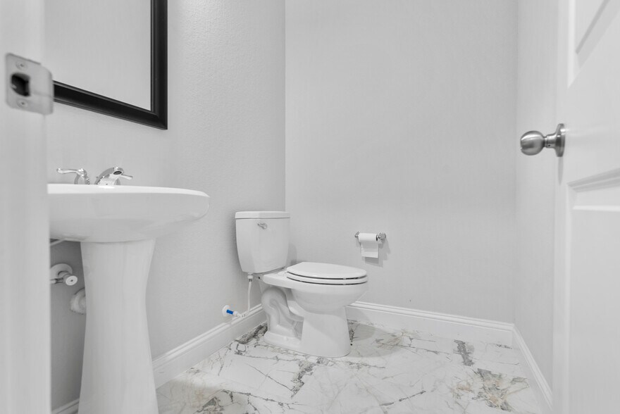 More Photos Of 135 Teralyn Grove Loop, Willis Specialty For Sale