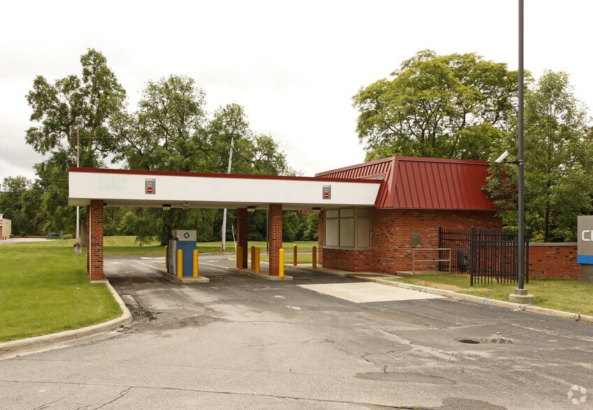 More Photos Of 513-531 W Main St, Milan Unknown For Lease