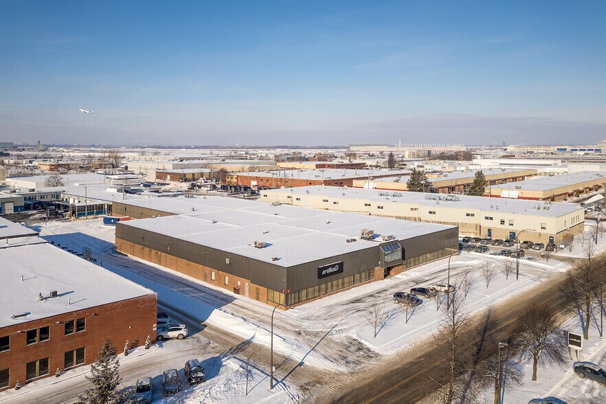 More Photos Of 1805 Av 50E, Lachine Warehouse For Lease