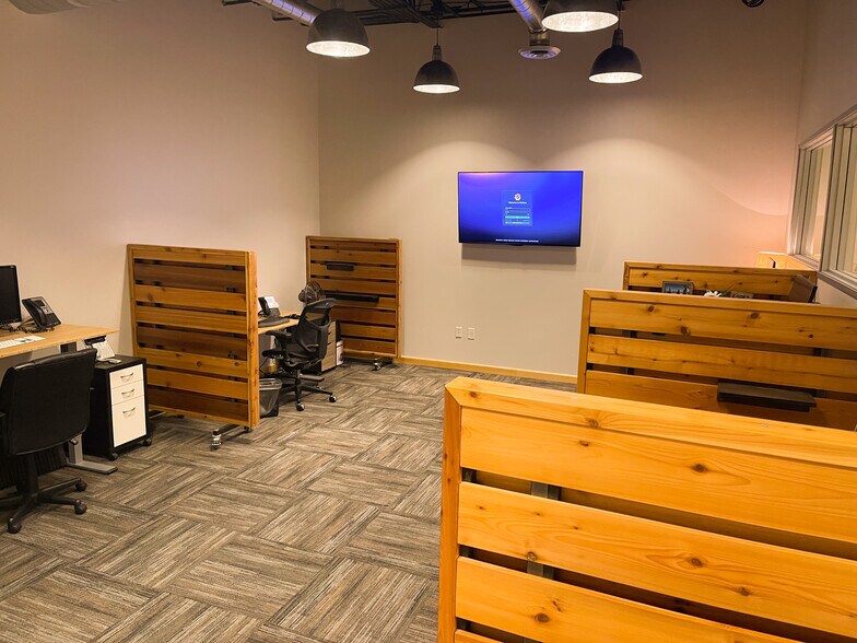 More Photos Of 710 Presidential Dr, Richardson Office For Lease