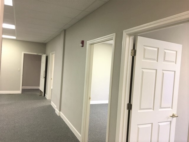 More Photos Of 2075 Centre Pointe Blvd, Tallahassee Medical For Lease