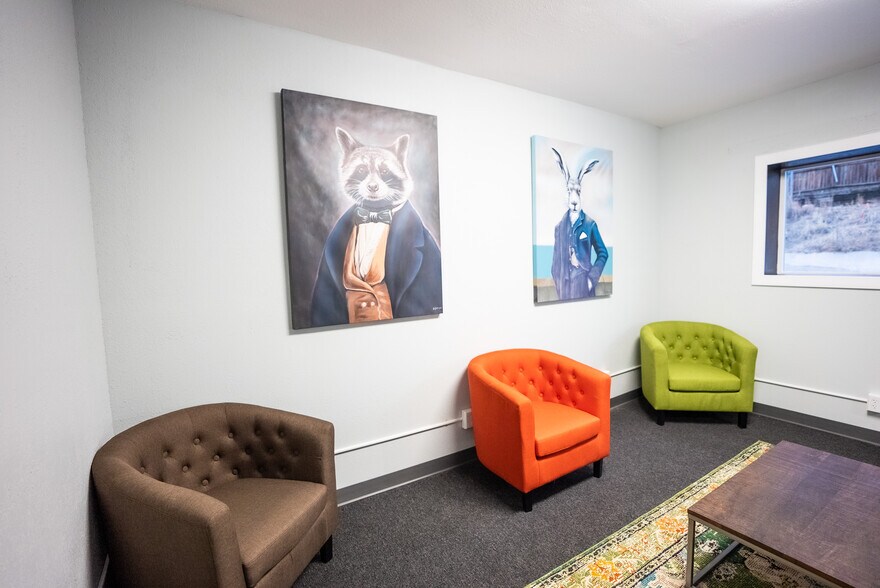 More Photos Of 2708 E Fountain Blvd, Colorado Springs Freestanding For Sale