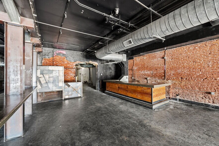 More Photos Of 112 Pacific St, Roseville Apartments For Lease