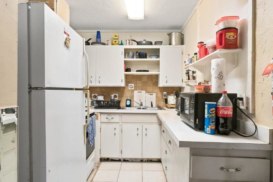 More Photos Of 3100 Areca Ave, Naples Apartments For Sale