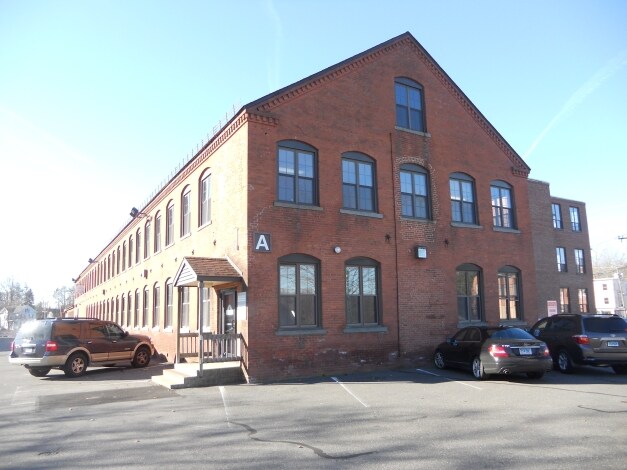 Primary Photo Of 168 Center St, Southington Industrial For Lease