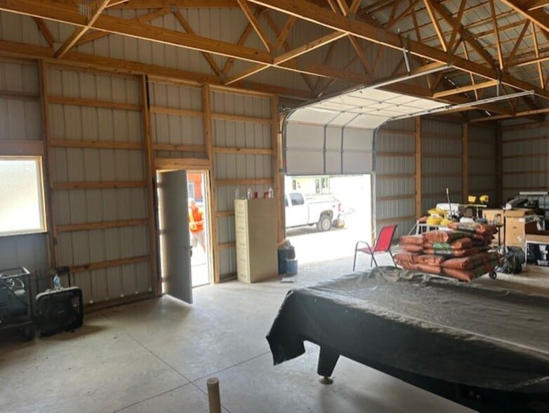 More Photos Of 248 Cosden Ave, Shidler Industrial For Sale