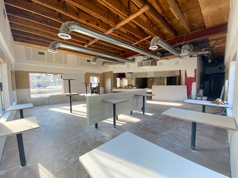 More Photos Of 4540 E Ponce De Leon Ave, Clarkston Restaurant For Lease