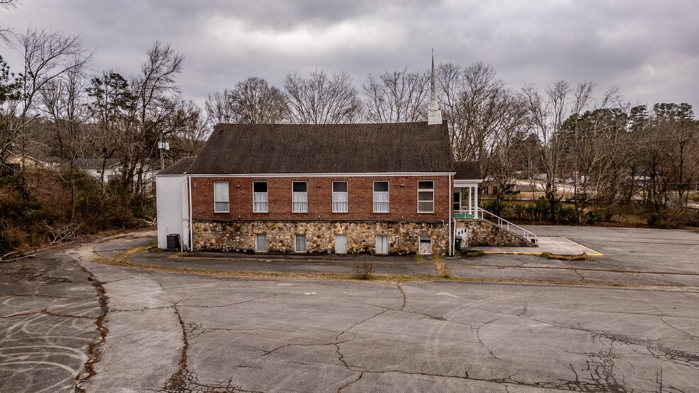 More Photos Of 5502 Dayton Blvd, Chattanooga Religious Facility For Sale