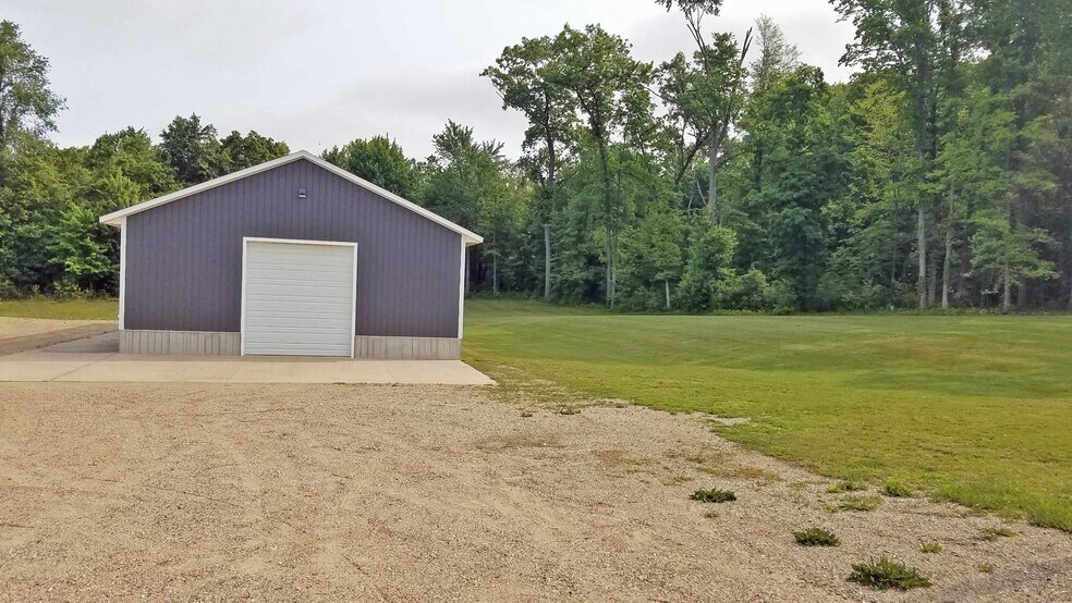 More Photos Of 1231 Lincoln Rd, Allegan Warehouse For Sale