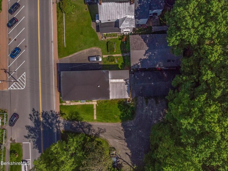 More Photos Of 35 Main St, West Stockbridge Apartments For Sale