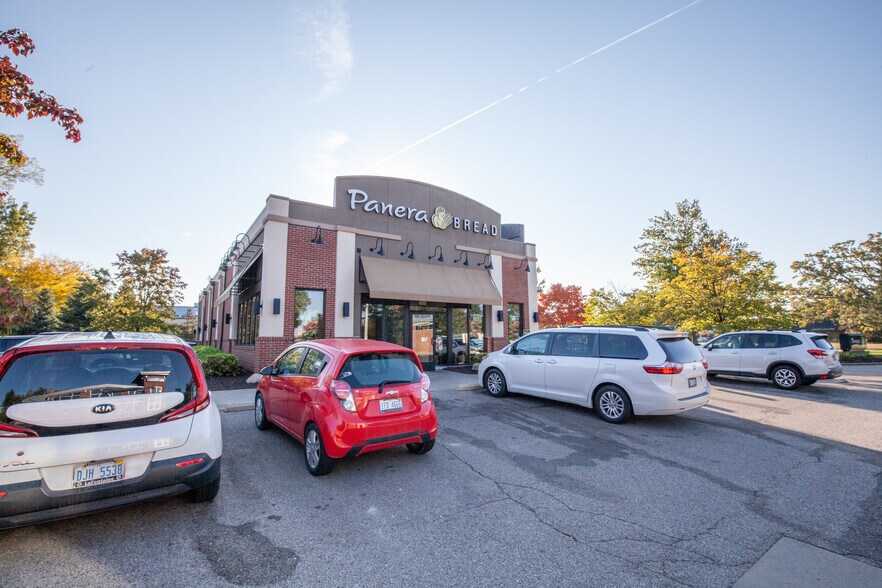 More Photos Of 5340 Jackson Rd, Ann Arbor Restaurant For Sale