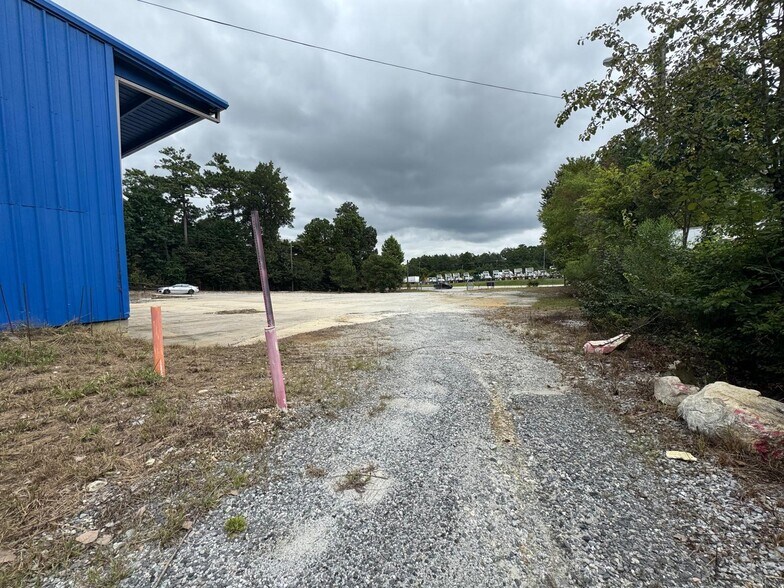 More Photos Of 4145 Thurman Rd, Conley Warehouse For Lease