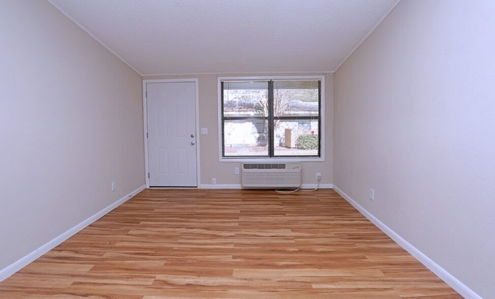 More Photos Of 1258 Sunset Blvd, Jesup Multifamily For Sale