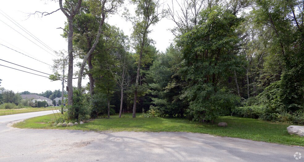 More Photos Of 848 N Bedford St, East Bridgewater Land For Sale