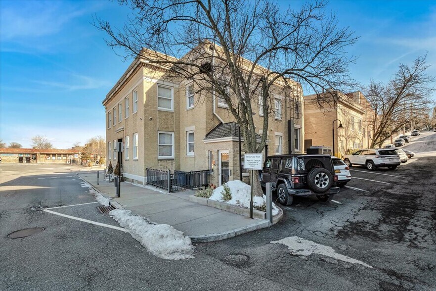 More Photos Of 1 Generoso Pope Pl, Tuckahoe Office For Sale