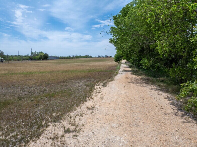 More Photos Of 409 Franks Rd, New Braunfels Land For Sale
