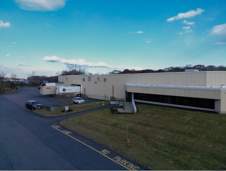 More Photos Of 600 Airport Rd, Fall River Manufacturing For Lease
