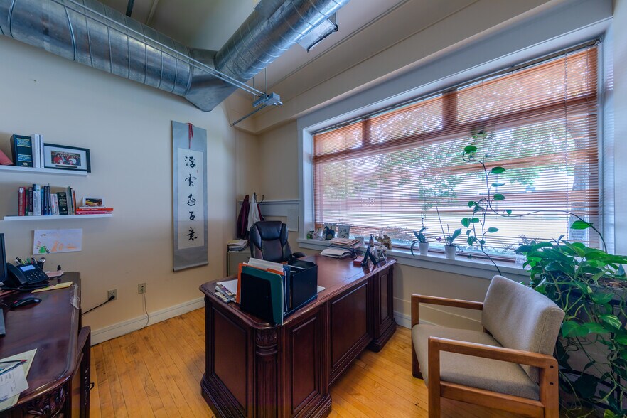 More Photos Of 205 N 400 W, Salt Lake City Office For Lease