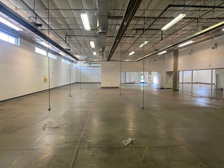 More Photos Of 1860 38th St, Boulder Distribution For Lease