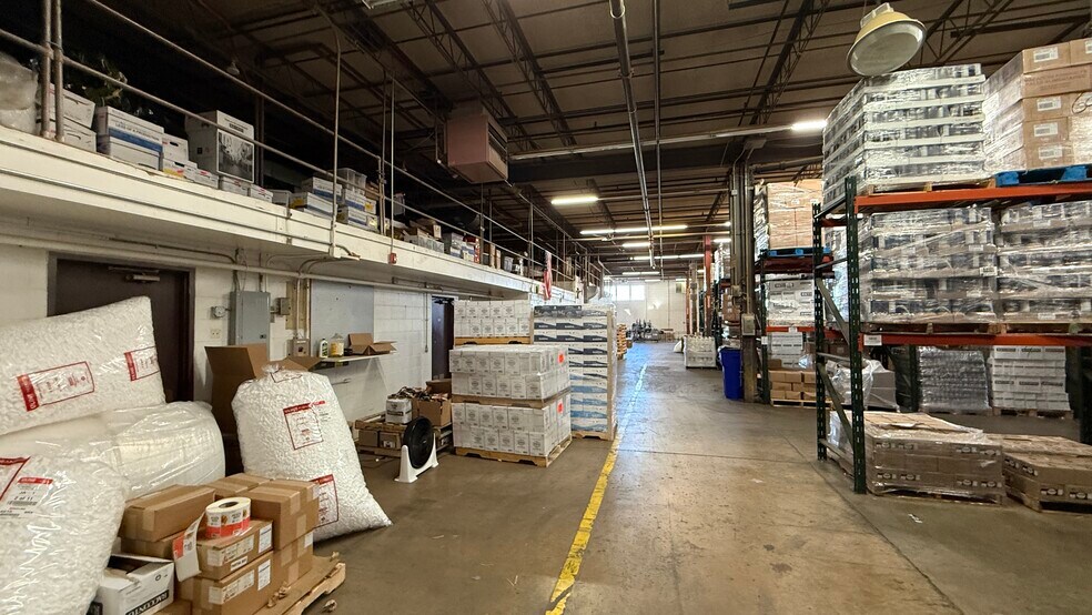 More Photos Of 100 Shepard Ave, Wheeling Warehouse For Sale
