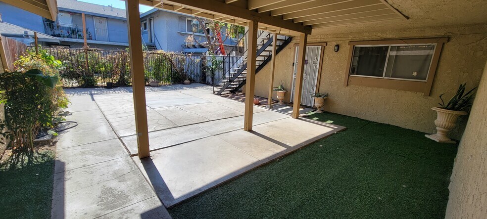 More Photos Of 1908 E Coral Ave, Orange Apartments For Sale