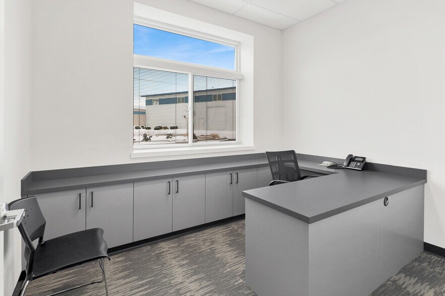 More Photos Of 5457 Pacific Fern Dr, Ferndale Manufacturing For Lease