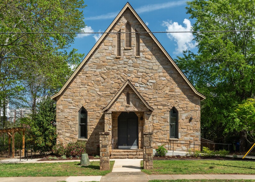 More Photos Of 208 St Marys St, Raleigh Loft Creative Space For Sale