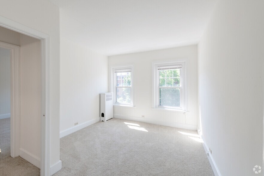 More Photos Of 1223 Beacon St, Brookline Apartments For Lease