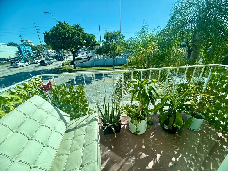 More Photos Of 4201 SW 7th St, Coral Gables Multifamily For Sale