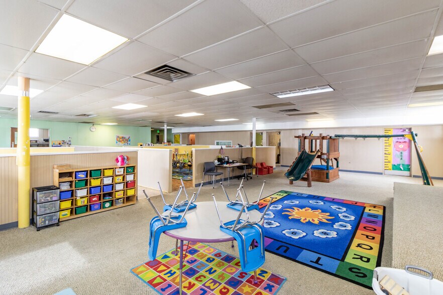 More Photos Of 1515 Section Rd, Cincinnati Religious Facility For Sale