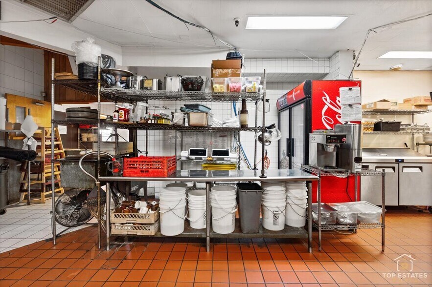 More Photos Of 320 N 2nd St, St Charles Restaurant For Sale