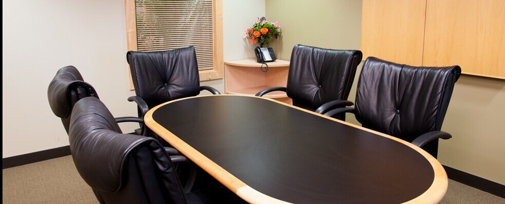 More Photos Of 4440 PGA Blvd, Palm Beach Gardens Coworking Space