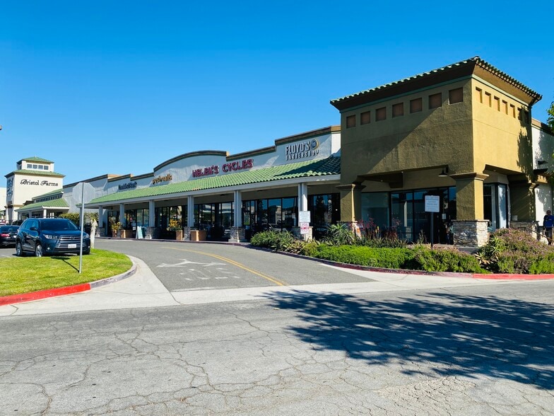 More Photos Of 1550-1590 E Rosecrans Ave, El Segundo Unknown For Lease