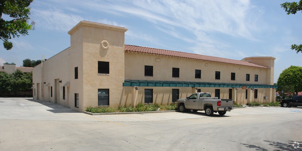 More Photos Of 1845-1857 Huntington Dr, Duarte Restaurant For Lease