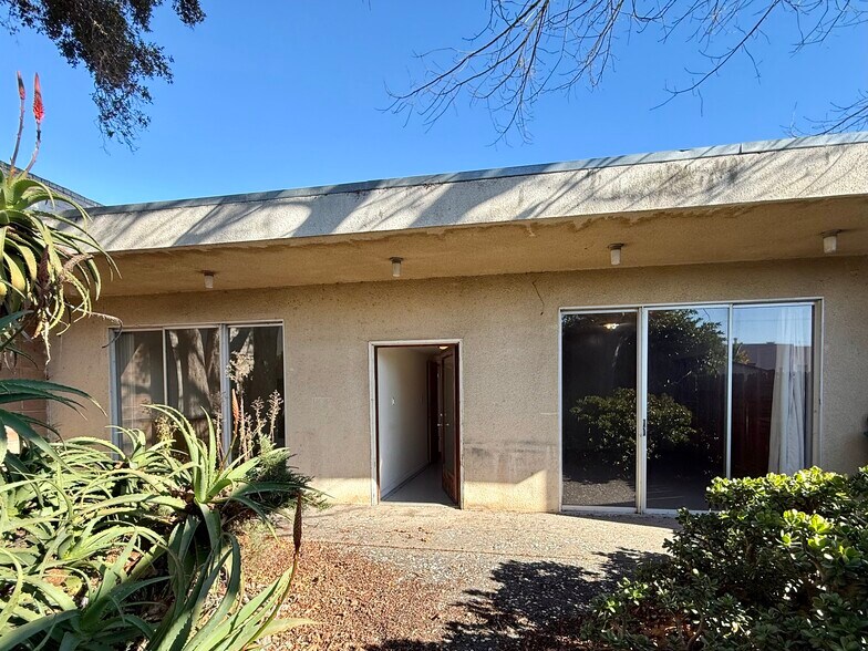 More Photos Of 928-930 San Pablo Ave, Albany Medical For Sale