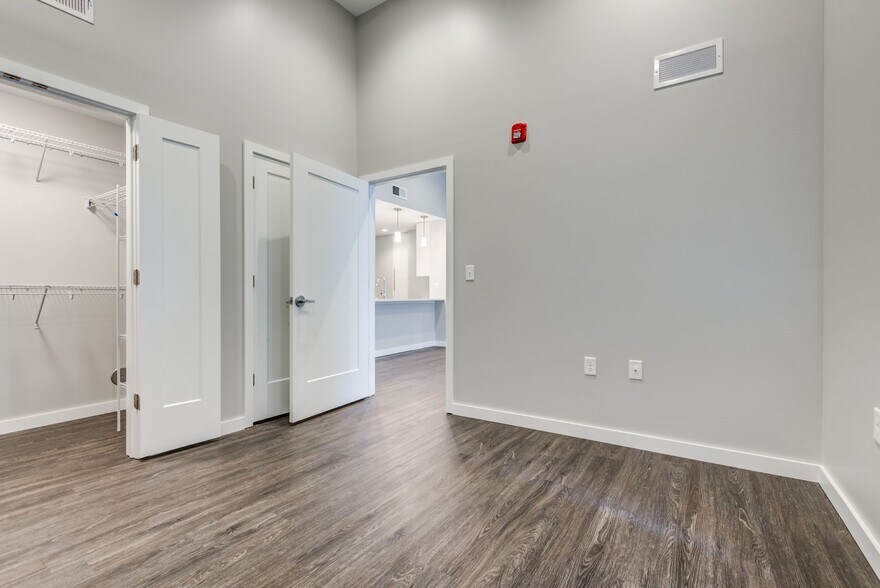 More Photos Of 490 Broadway St, Buffalo Apartments For Lease