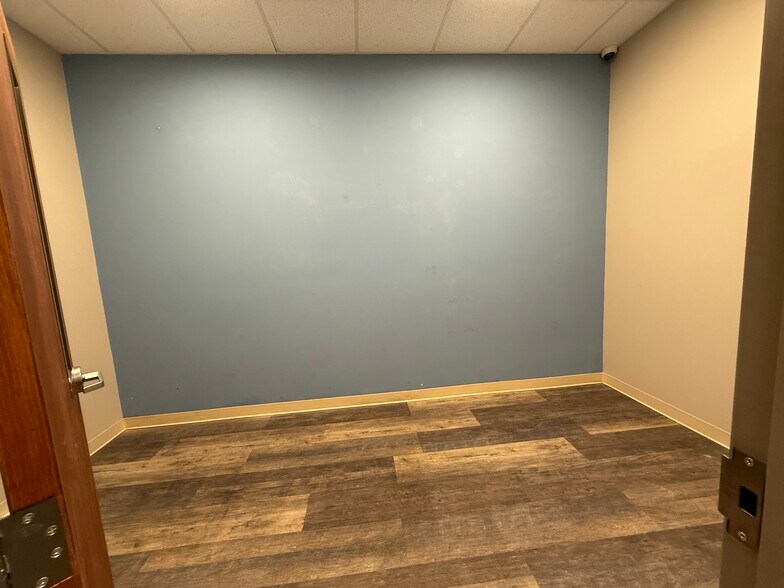 More Photos Of 4206-4238 St Lawrence dr, New Port Richey General Retail For Sale