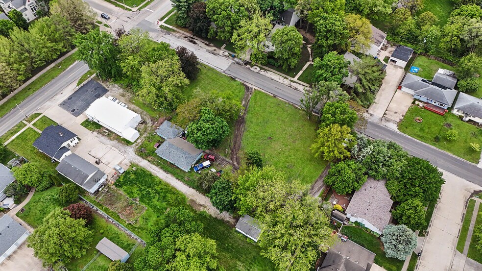 More Photos Of 2404 W John St, Champaign Land For Sale
