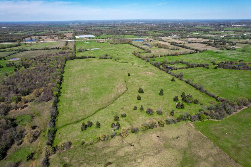More Photos Of 2110 SW Access Rd, Mount Vernon Land For Sale