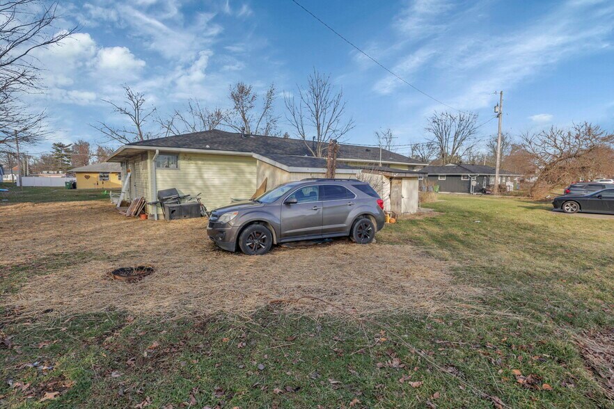 More Photos Of 12-35 Grove Ct, Marysville Apartments For Sale