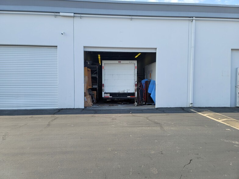 More Photos Of 9249-9272 Archibald Ave, Rancho Cucamonga Warehouse For Sale