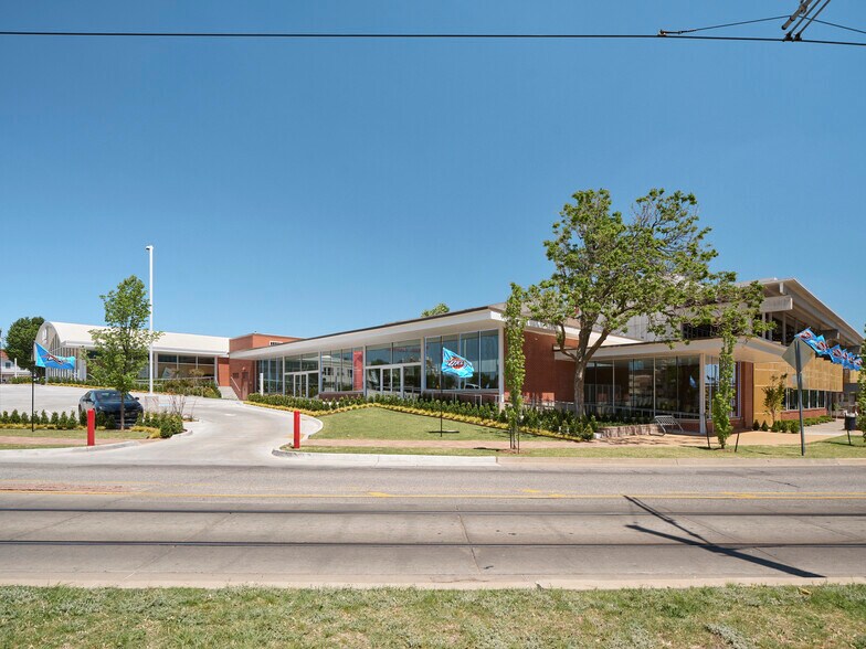 More Photos Of 431 NW 10th St, Oklahoma City General Retail For Lease