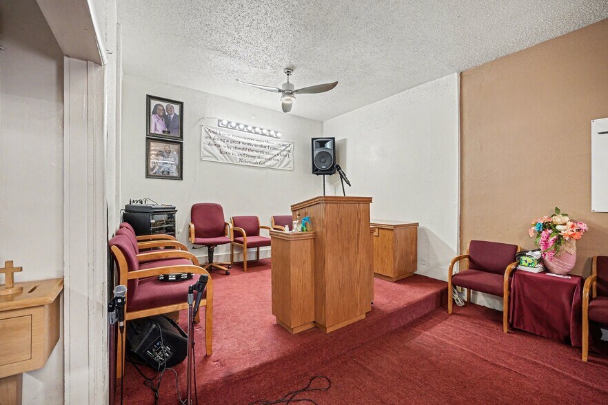 More Photos Of 2900 N Josephine St, Denver Specialty For Sale