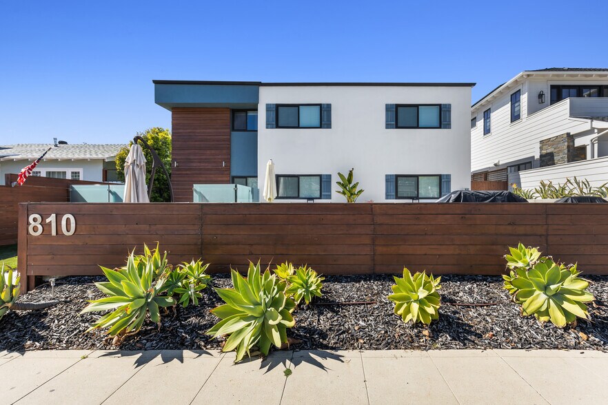 More Photos Of 810 G Ave, Coronado Apartments For Sale