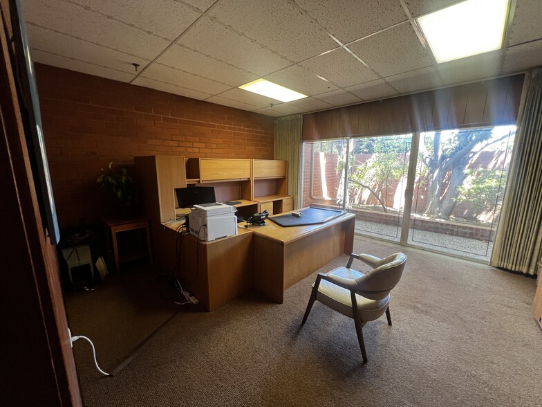 More Photos Of 440 Rutherford St, Goleta Warehouse For Lease