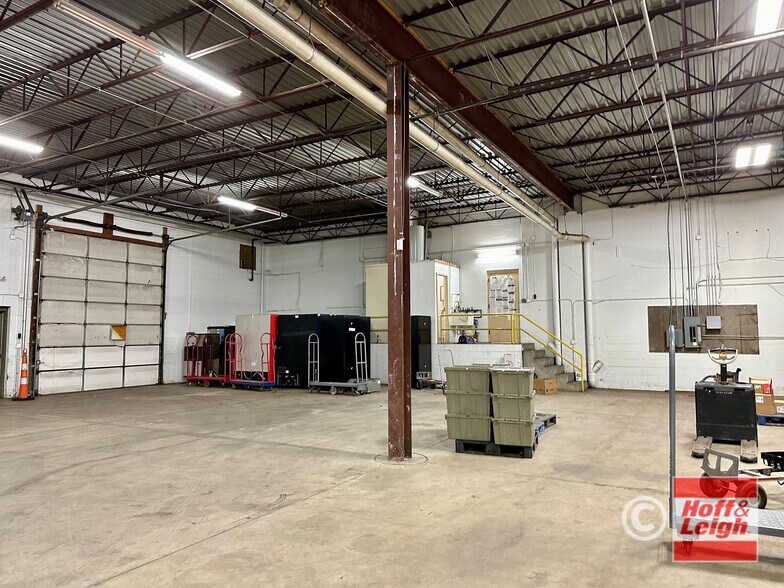 More Photos Of 595 Golden Oak Pky, Oakwood Village Industrial For Sale
