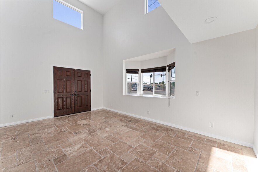 More Photos Of 7761 Garfield Ave, Huntington Beach Apartments For Sale