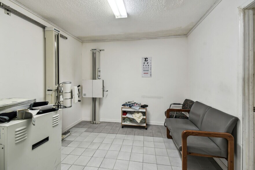 More Photos Of 10129 Little Rd, New Port Richey Medical For Sale