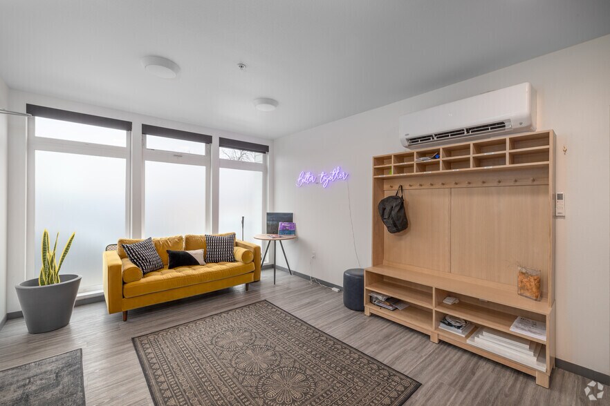 More Photos Of 1435 NE 62nd Ave, Portland Multifamily For Sale