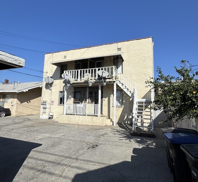 More Photos Of 516 W Lexington Dr, Glendale Apartments For Sale